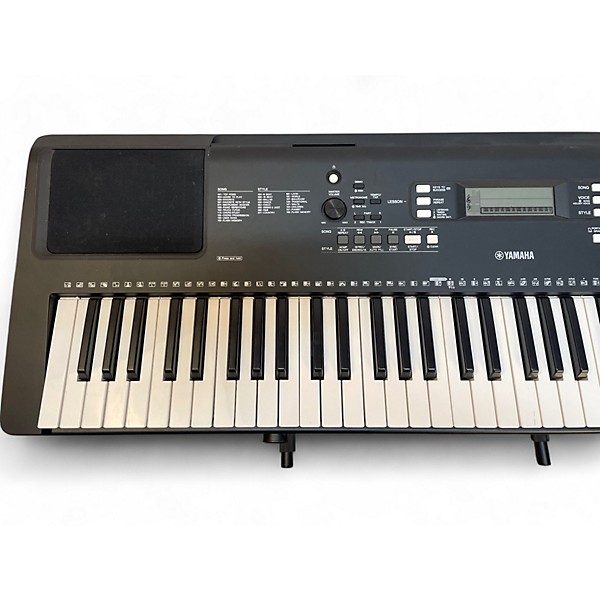 Used Yamaha PSREW300 76 Key Portable Keyboard