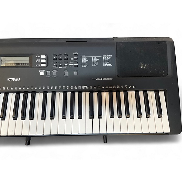 Used Yamaha PSREW300 76 Key Portable Keyboard