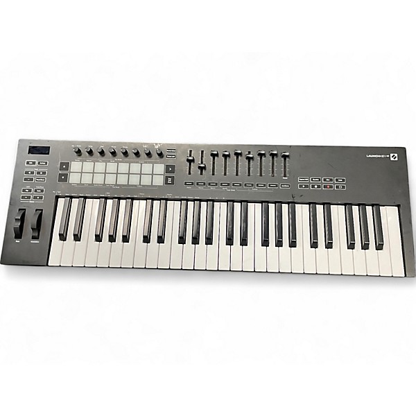 Used Novation LAUNCHKEY 49 MK3 MIDI Controller