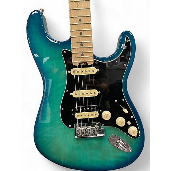 Used Fender AMERICAN SHOWCASE STRATOCASTER AQUA BURST Solid Body Electric Guitar