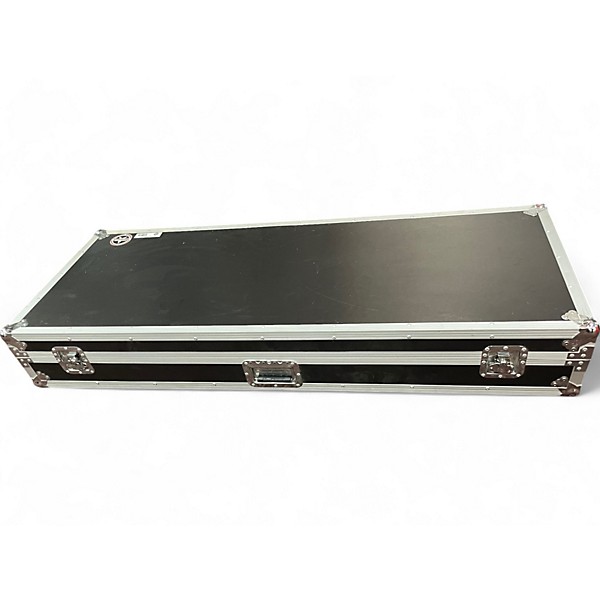 Used Road Runner KBRR88W Keyboard Case