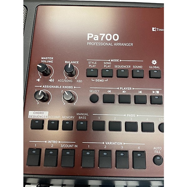 Used KORG PA700 Arranger Keyboard