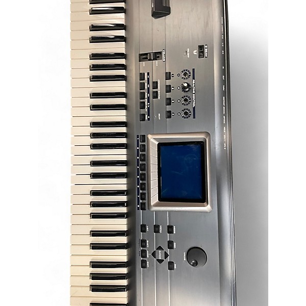 Used Roland FA-76 Keyboard Workstation