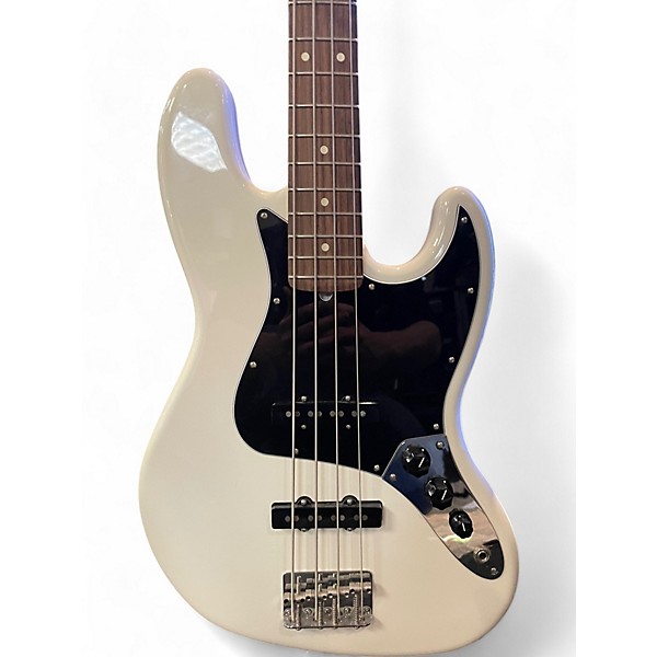 Used Fender American Performer Jazz Bass Classic White Electric Bass Guitar