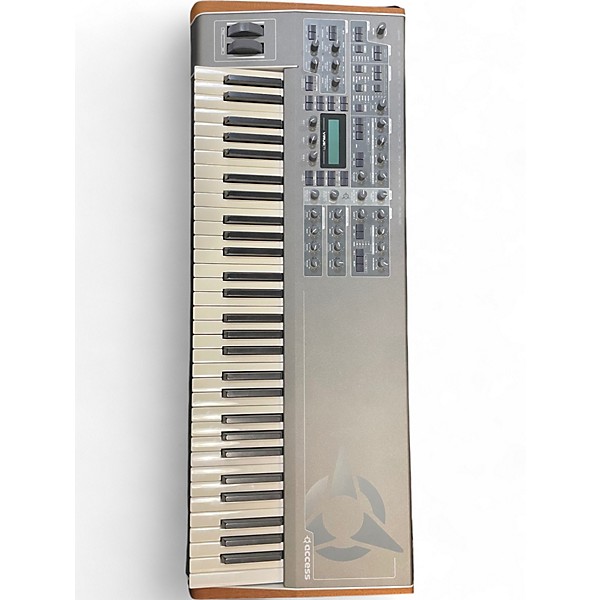 Used Access TI2 KEYBOARD Synthesizer