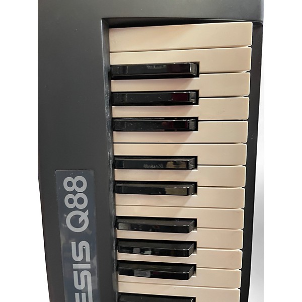 Used Alesis Q 88