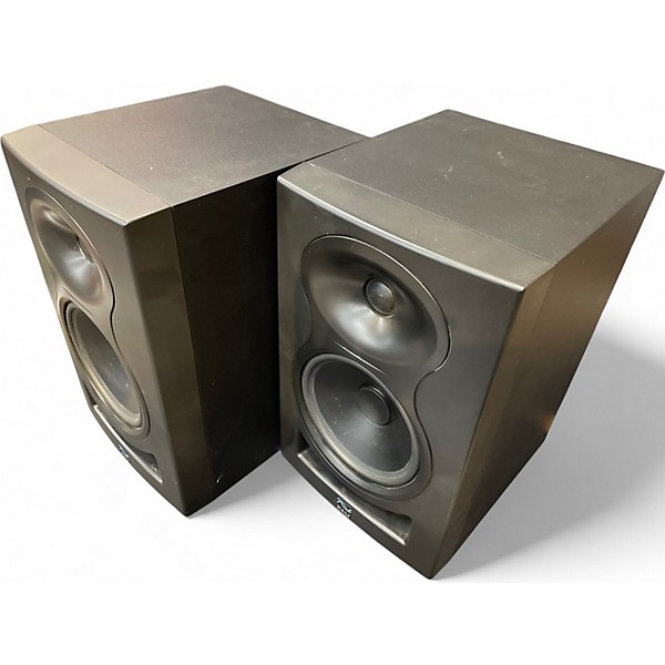 Used Kali Audio LP6 Pair Powered Monitor