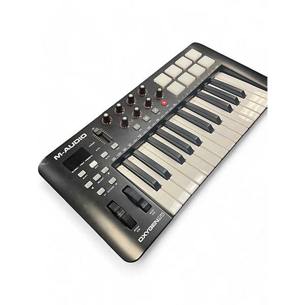 Used M-Audio Oxygen 25 Key MIDI Controller