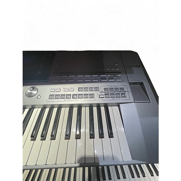Used Yamaha Tyros 5 76 Key Arranger Keyboard