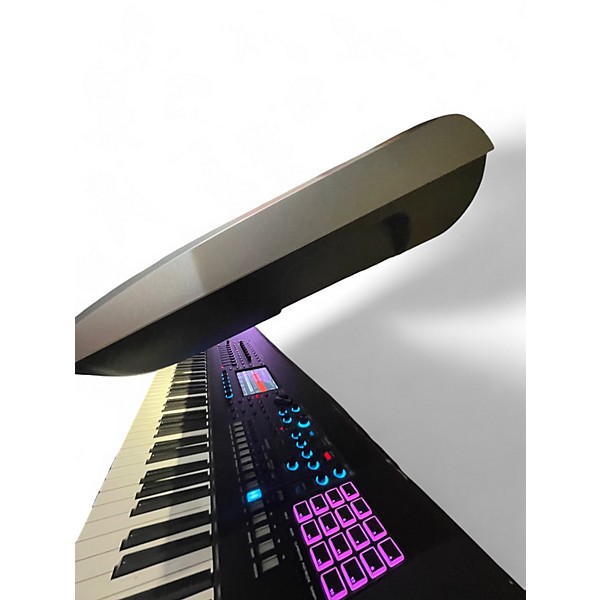 Used Yamaha Tyros 5 76 Key Arranger Keyboard