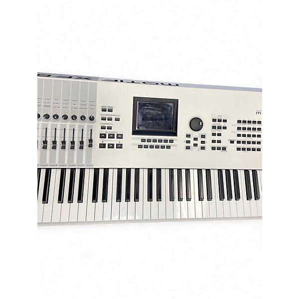 Used Yamaha Motif XF8 88 Key Keyboard Workstation