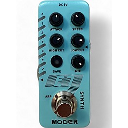 Used Mooer E7 Synthesizer