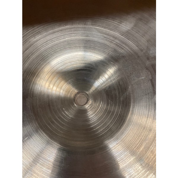 Used Zildjian 16in avedis medium crash Cymbal