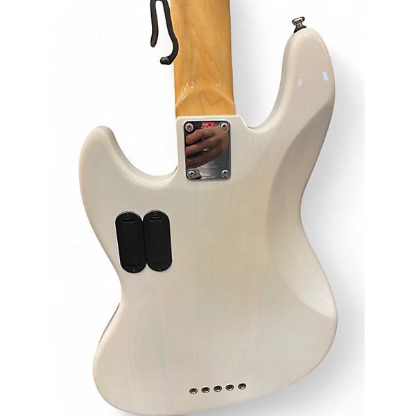 Used Sire Marcus Miller V7 Swamp Ash 5 String Alpine White Electric Bass Guitar