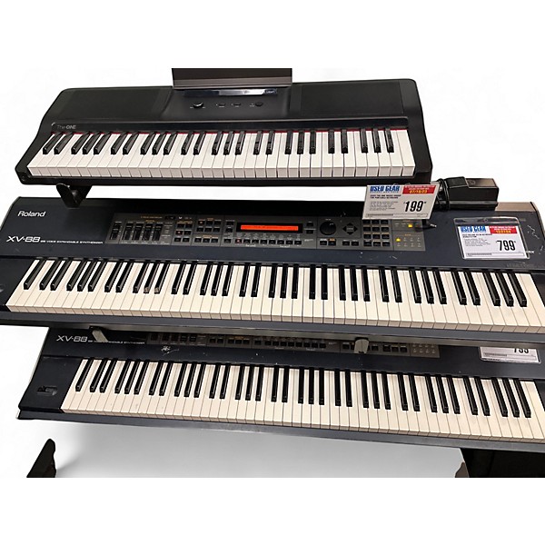 Used Roland XV-88 Keyboard Workstation