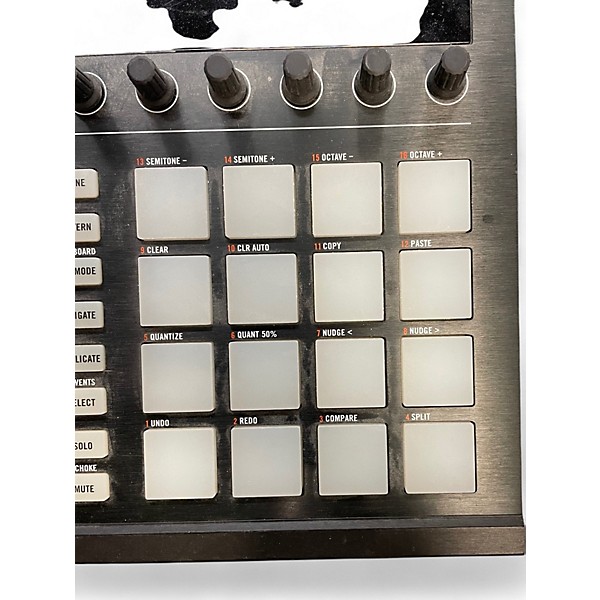 Used Native Instruments Maschine MKII MIDI Controller