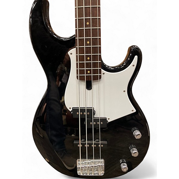 Used Yamaha Broadbass Black Electric Bass Guitar