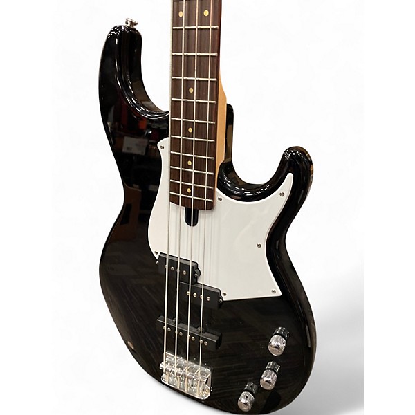 Used Yamaha Broadbass Black Electric Bass Guitar