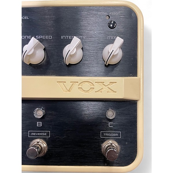 Used VOX delay lab Effect Pedal