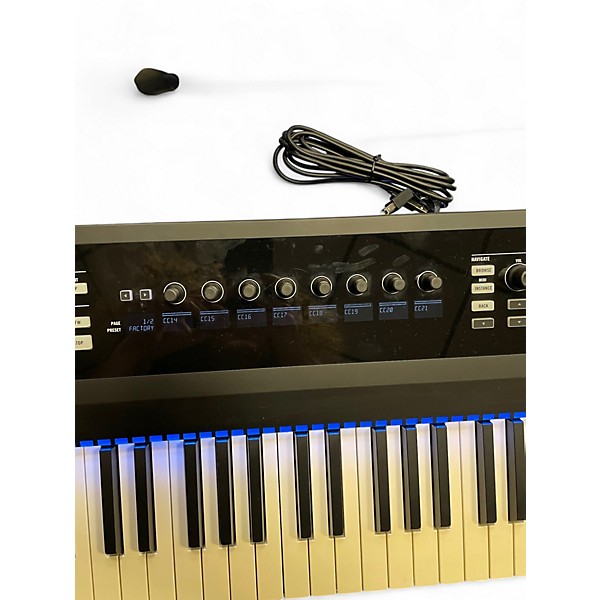 Used Native Instruments Komplete Kontrol S88 MIDI Controller