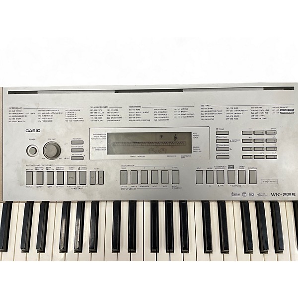 Used Casio WK225 76-Key Keyboard Workstation