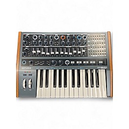 Used Arturia MINIBRUTE2 Synthesizer