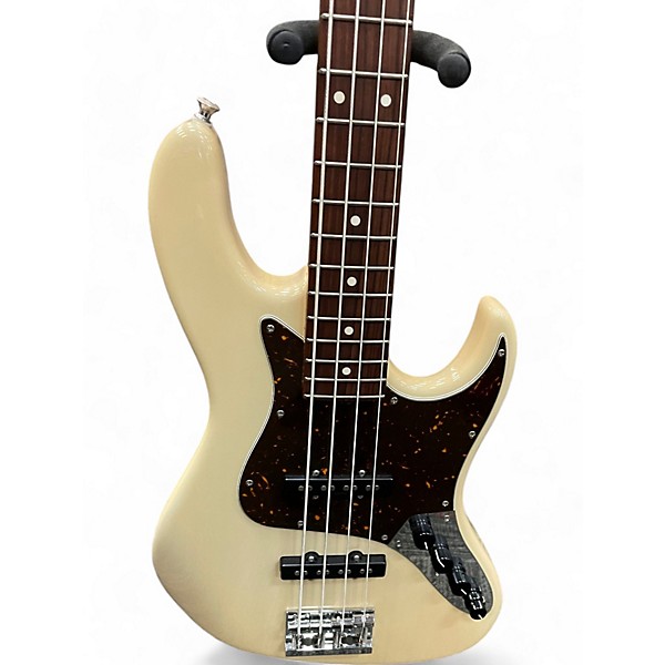 Used Sadowsky Guitars will lee Vintage White Electric Bass Guitar