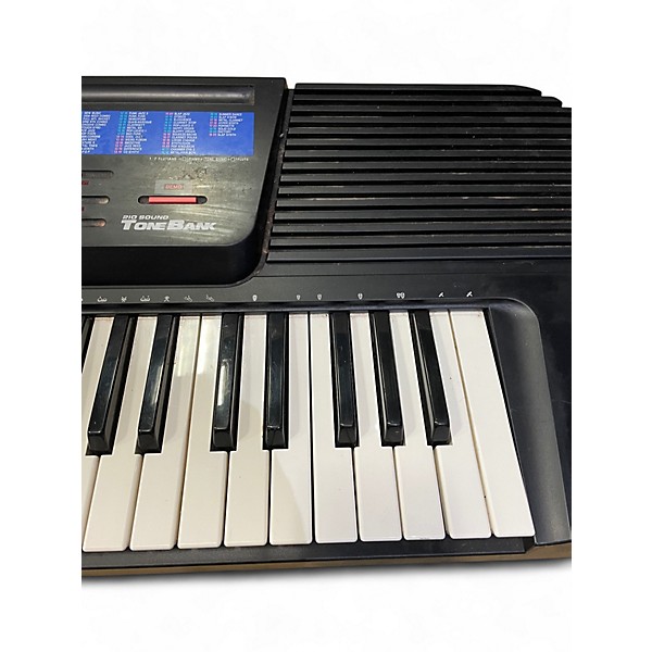 Used Casio ct625 Portable Keyboard