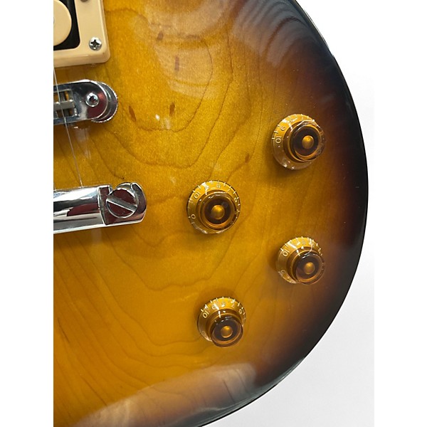 Used 2009 Gibson Les Paul Deluxe 2 Color Sunburst Solid Body Electric Guitar