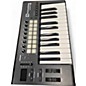 Used Novation Launchkey 25 Key MIDI Controller thumbnail