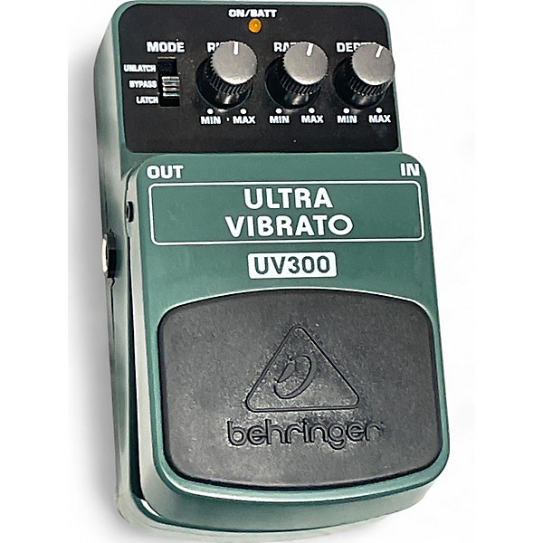 Used Behringer UV300 Ultra Vibrato Effect Pedal