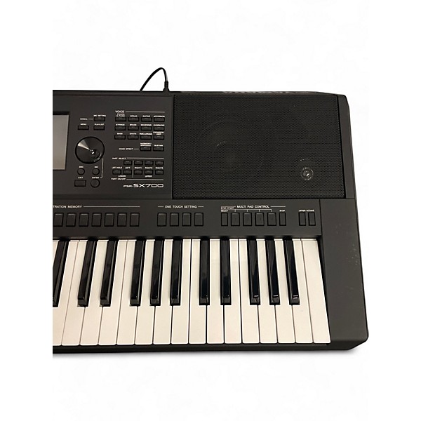 Used Yamaha psr-sx700 Keyboard Workstation