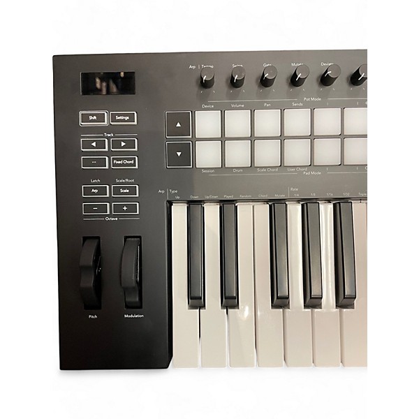 Used Novation Launchkey 25 Key MIDI Controller