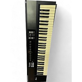 Used Native Instruments Komplete Kontrol S61 MIDI Controller