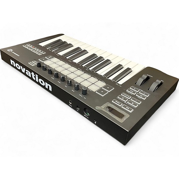 Used Novation Launchkey 25 Key MIDI Controller