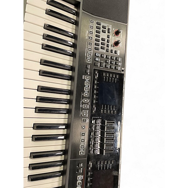 Used Roland E-A7 Arranger Keyboard