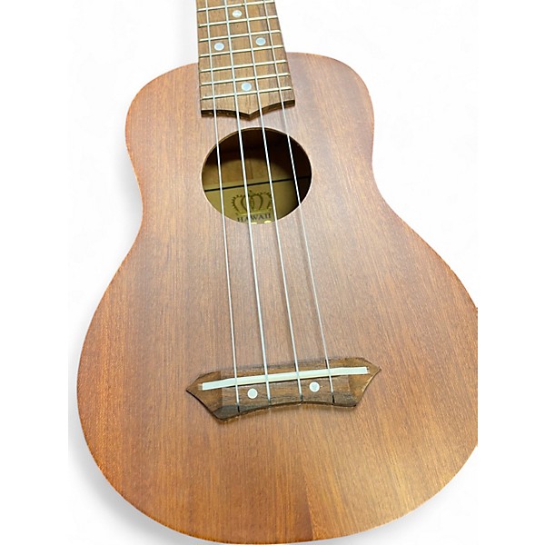 Used Leolani concert Natural Ukulele