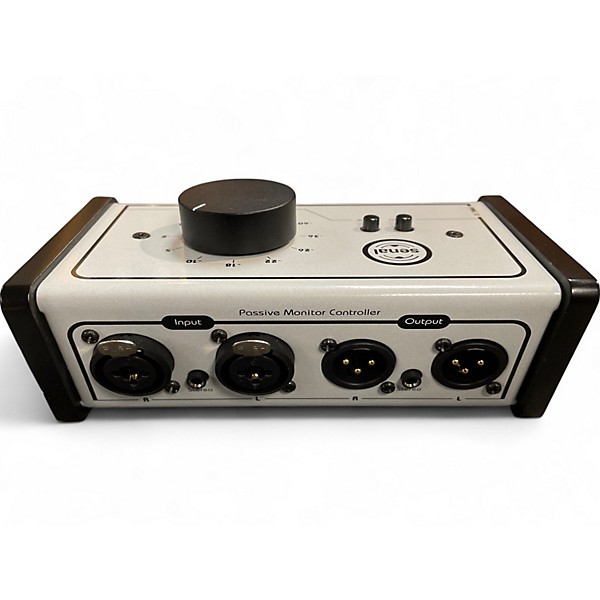 Used Senal PMCII PASSIVE MONITOR CONTROLLER