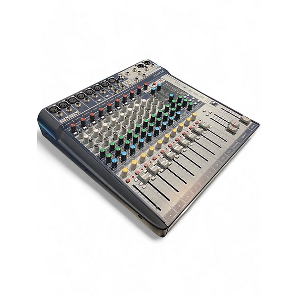 Used Soundcraft SIGNATURE 12 EU Unpowered Mixer