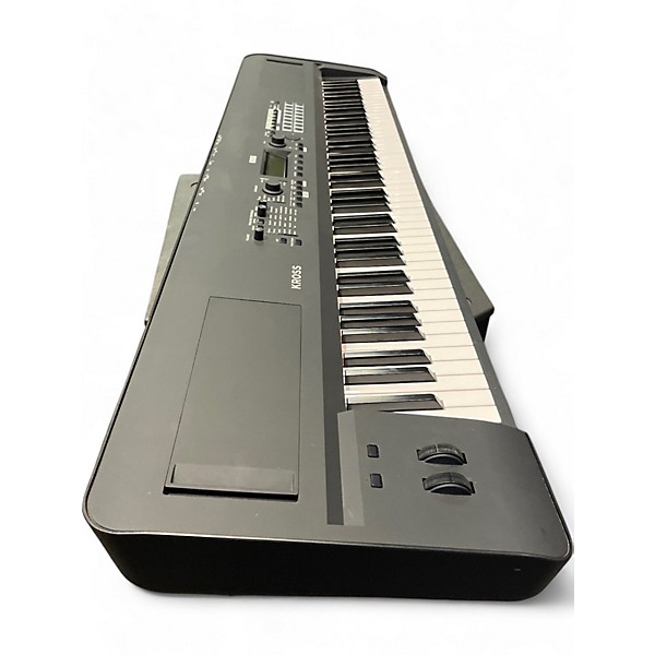 Used KORG KrOSS 88 Keyboard Workstation