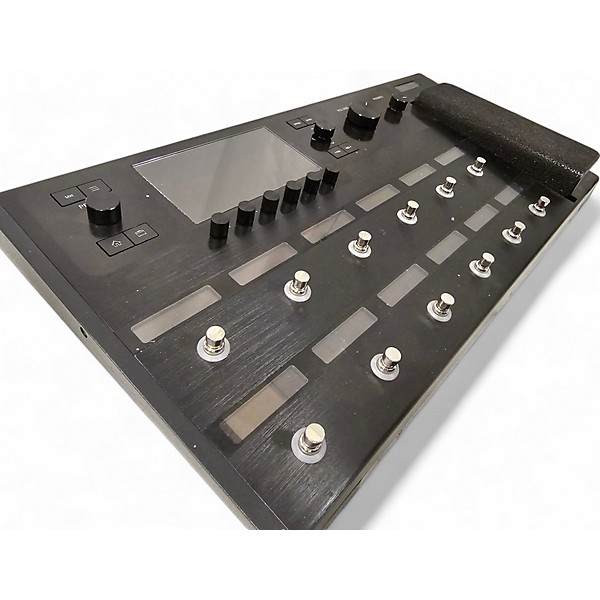 Used Line 6 HELIX Effect Processor