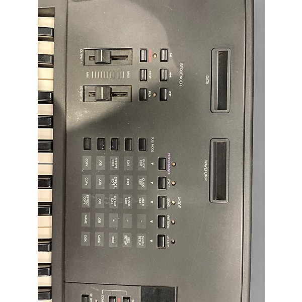 Used Yamaha SY85 Synthesizer