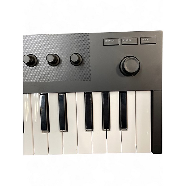 Used Native Instruments M32 MIDI Controller