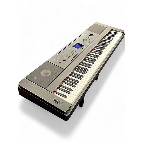 Used Yamaha DGX660 Portable Keyboard