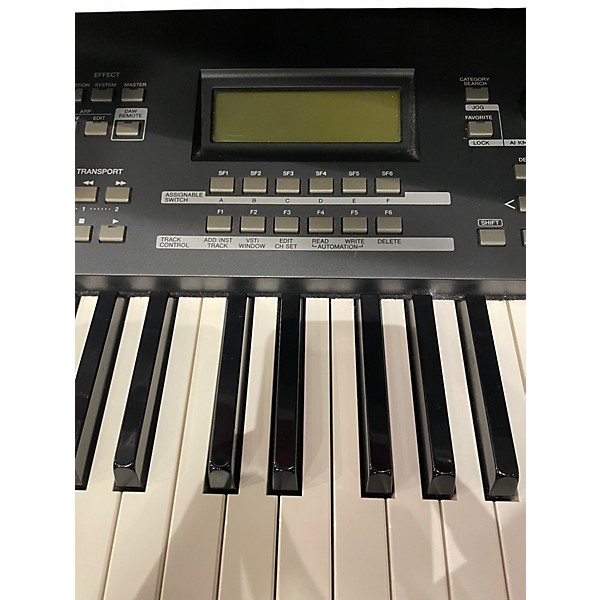 Used Yamaha MOXF8 88 Key Keyboard Workstation