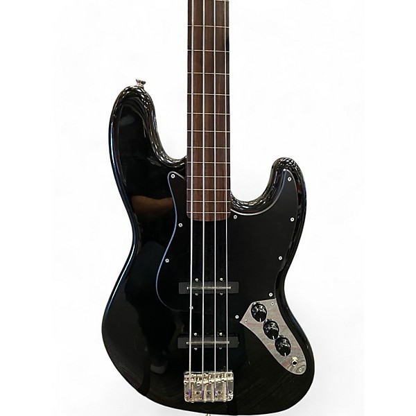 Used 2005 Fender Standard Fretless Jazz Bass Black Electric Bass Guitar