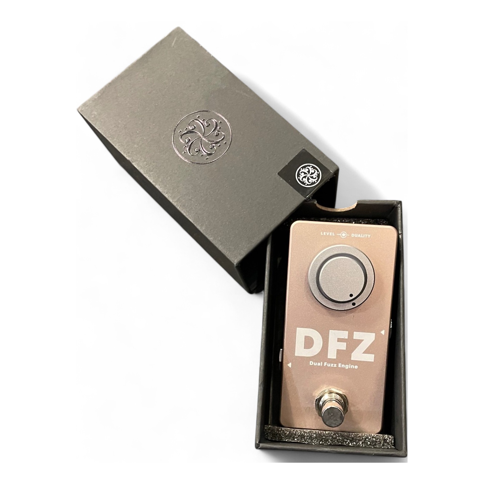 ギター DFZ Dual Fuzz Engine Darkglass DFZ2 Duality Fuzz Dual Fuzz Engine — Vision Guitar