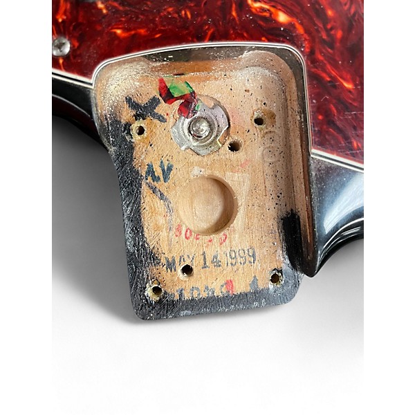 Vintage 1999 Fender American Standard Stratocaster Sunburst Solid Body Electric Guitar