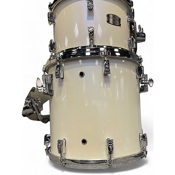 Used Yamaha 5 Piece Absolute Hybrid Maple Alpine White Drum Kit
