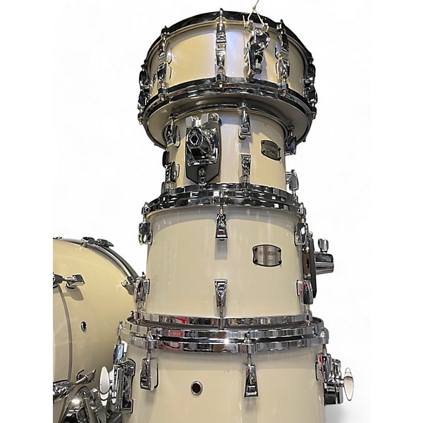 Used Yamaha 5 Piece Absolute Hybrid Maple Alpine White Drum Kit